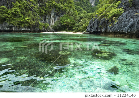 Lagoon Lagoon 11224140