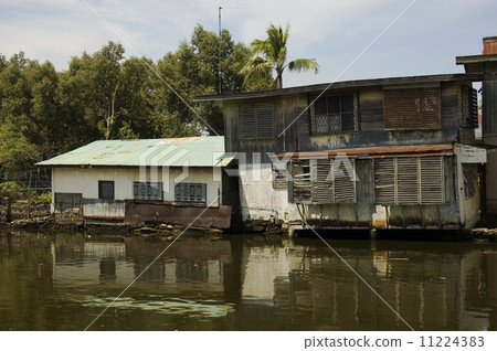 Houses Houses 11224383