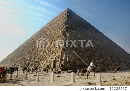 Pyramid of King Kufu Pyramid of King Kufu 11224537