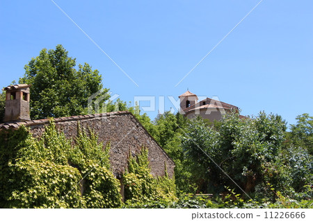 炎熱的一天在法國下午 11226666