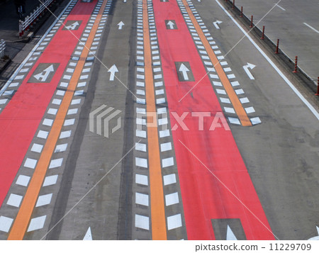 彩色路面 彩色路面 11229709