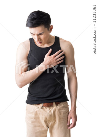 heart pain 11233363