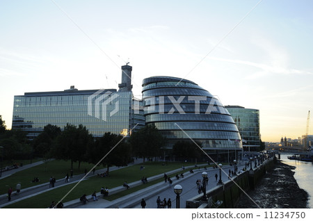 London city hall of evening scenery 11234750