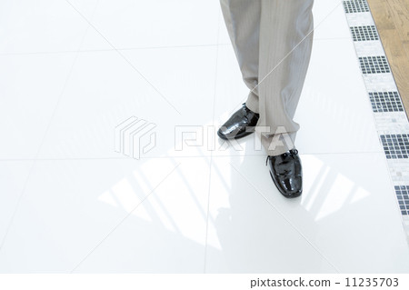 Groom feet virgin road 11235703