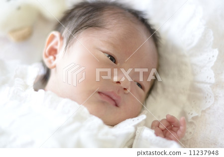 一個孩子 一個孩子 11237948
