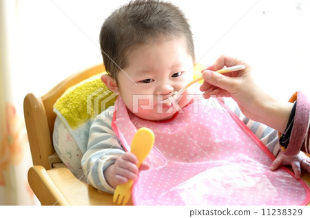 一個孩子 一個孩子 11238329