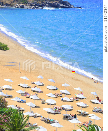Warm Sea, Sun, Beach, Vacation. 11242544
