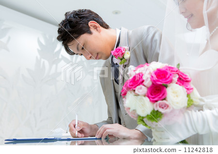 Bridal signature 11242818