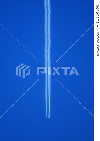 Aerial cloud of blue sky 11250860