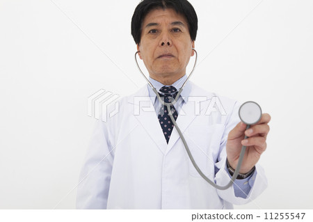 Male of white coat to hit a stethoscope Male of white coat to hit a stethoscope 11255547