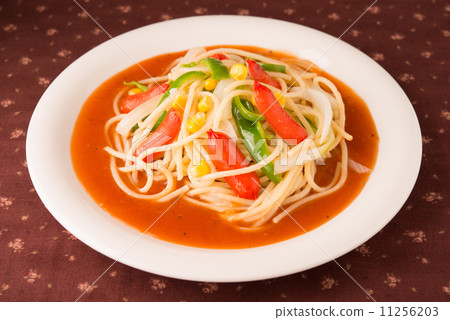 Spaghetti squid 11256203