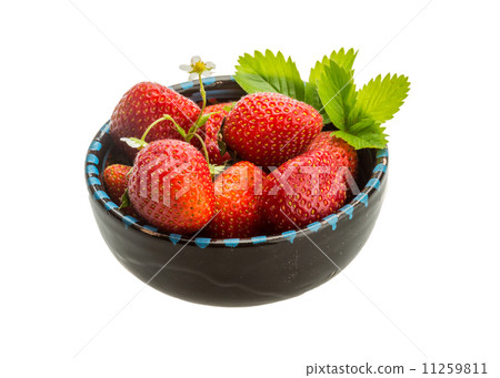 Ripe strawberry 11259811