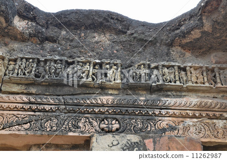 Temple of Hindu destroyed by 13 C Islamic slave dynasty 11262987