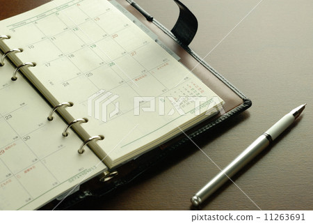 Notebook (April) 11263691