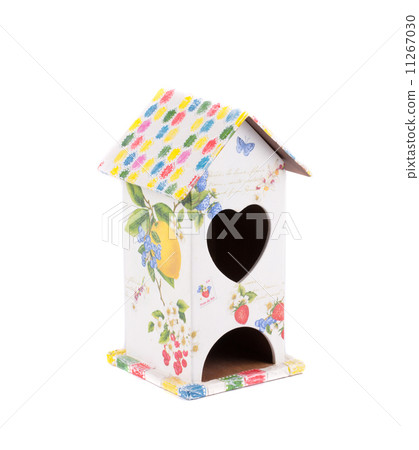 Nice bird house. 11267030