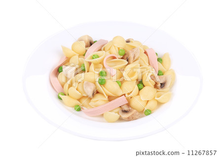 Pasta shells with vegetables on white plate. 11267857