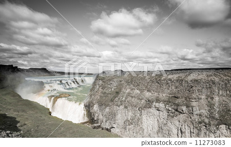Waterfall Gullfoss in grayscale, Iceland 11273083