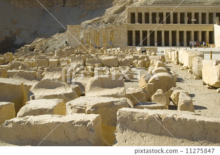 Hatchepsut Temple ruins 11275847