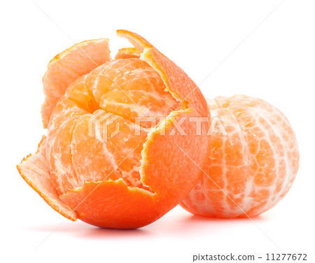 Peeled tangerine or mandarin fruit 11277672