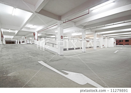 car park 11279891