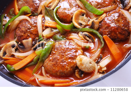 有大量蔬菜的紅燒漢堡包 11280658