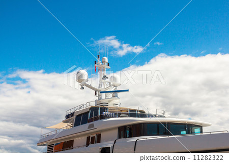 white yacht white yacht 11282322