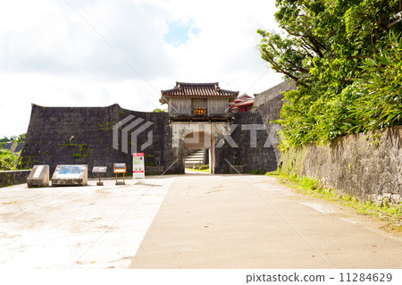 Okinawa world heritage, Shuri castle pleasure gate 11284629
