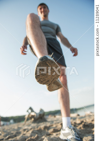 Man Jogging 11289041
