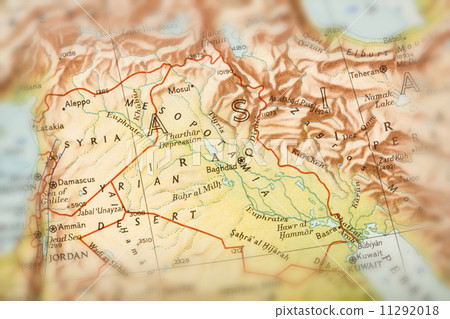Traveler focused on Mesopotamia Traveler focused on Mesopotamia 11292018
