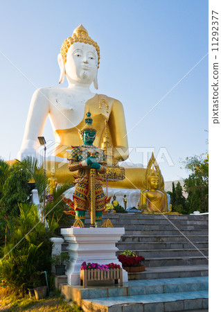 Statue of Buddha 11292377