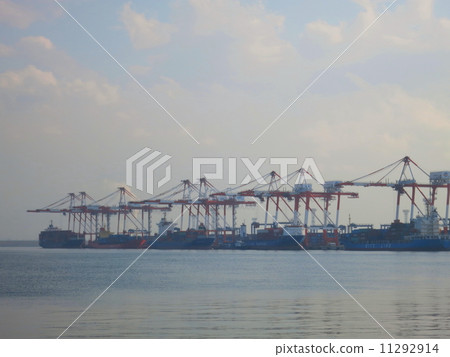 Port facilities 11292914