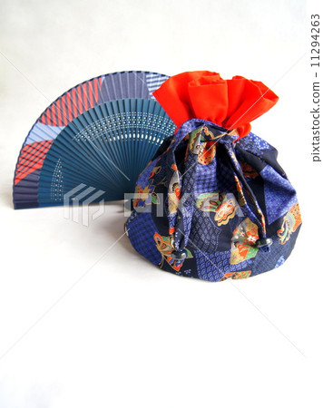 束口袋和折扇 束口袋和折扇 11294263