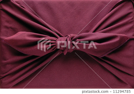 A wrapping cloth 11294785