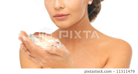 woman showing big diamond 11311479