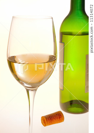 WINE GLASSES 11314072
