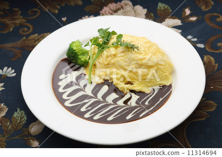 Omelette rice  11314694
