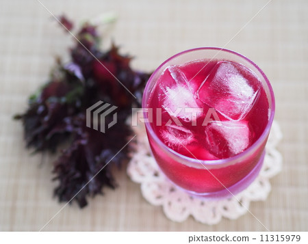 Homemade red purple juice 11315979
