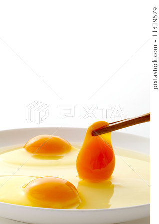 Healthy eggs 11319579