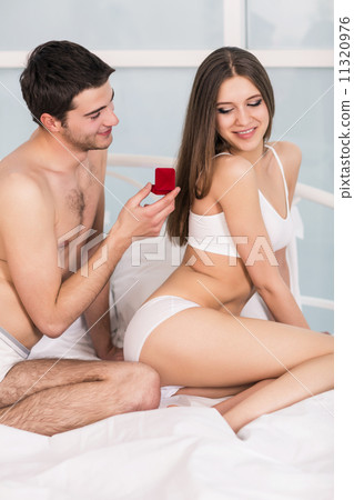 Propose Propose 11320976