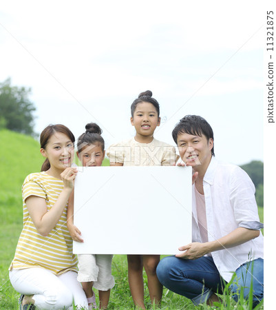 夏天的家庭 夏天的家庭 11321875