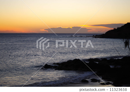 Sunrise 11323638