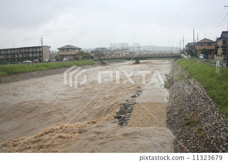 [September 20, 2011 Typhoon No. 15 Tsugawa Floodway in Kasugai City] 11323679