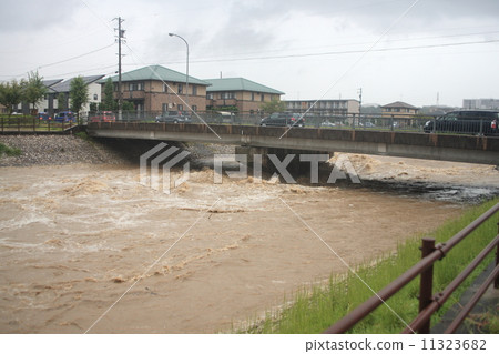 [September 20, 2011 Typhoon No. 15 Tsugawa Floodway in Kasugai City] 11323682