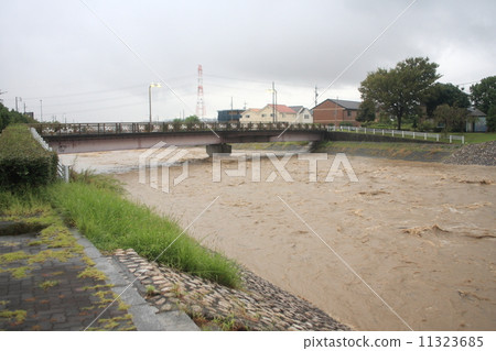 [September 20, 2011 Typhoon No. 15 Tsugawa Floodway in Kasugai City] 11323685