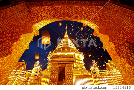 Night view Doi Suthep Chiang Mai, Thailand 11324116