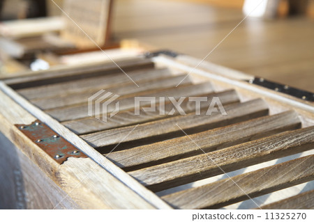 Sa money box 11325270