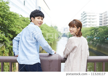 Men and women turning back 11328117