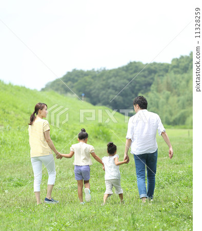 夏天的家庭 11328259