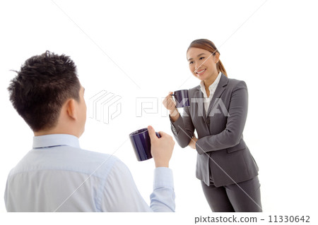 Businessman and Businesspeople Drinking Coffee Businessman and Businesspeople Drinking Coffee 11330642