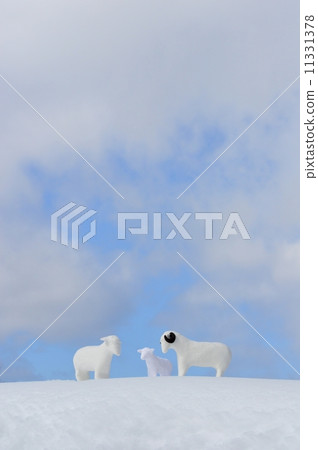 Handmade sheep family 11331378